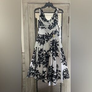 Unique Vintage -  Black and White Floral Midi Swing Dress size 10